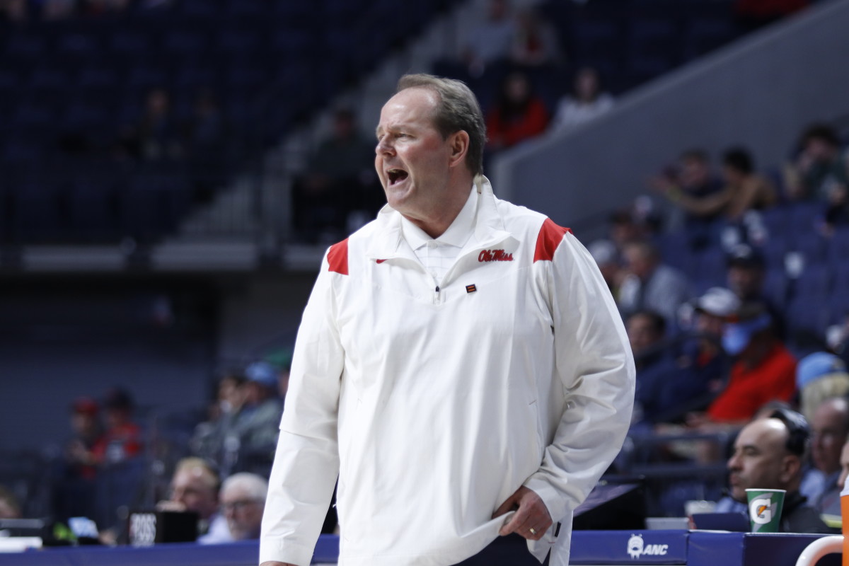 Kermit Davis 4